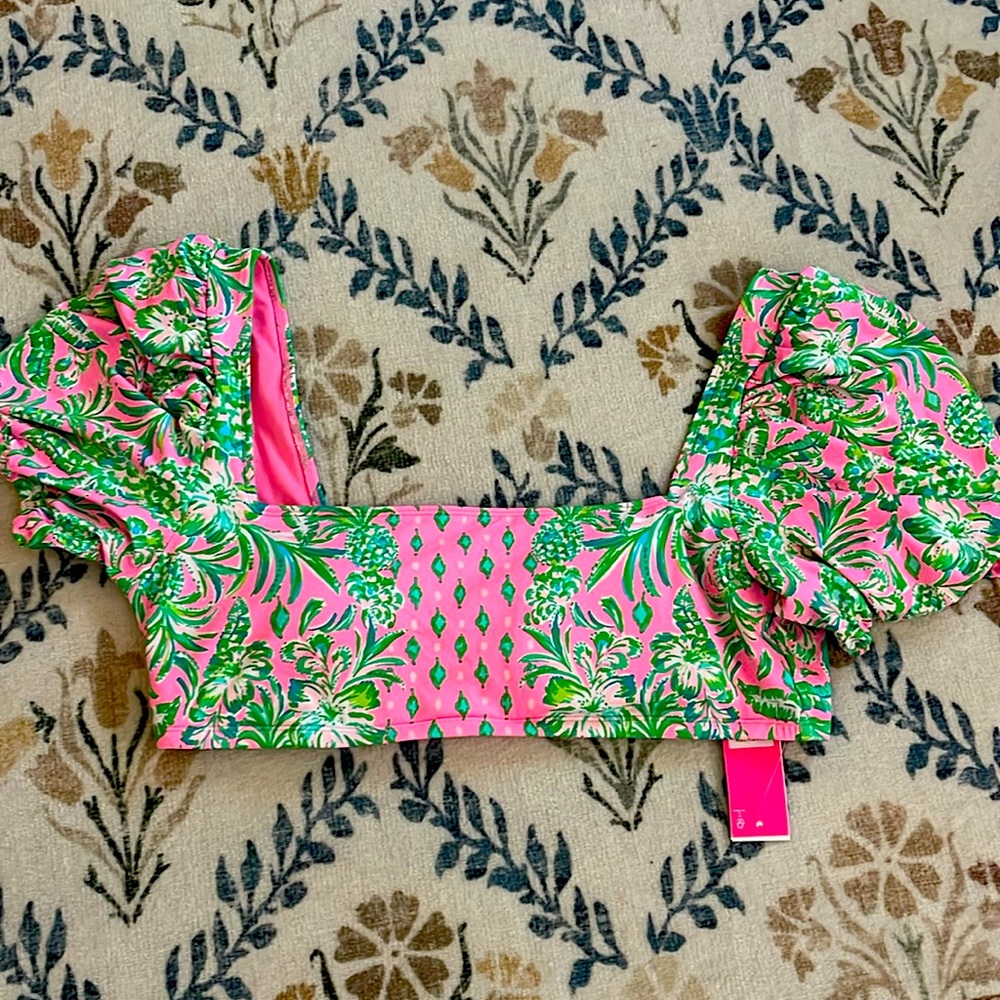 Lilly Pulitzer bikini top new with tags never worn size 16